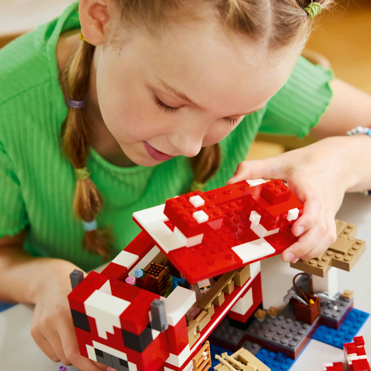 LEGO 21270 Къщата на Мухоморка