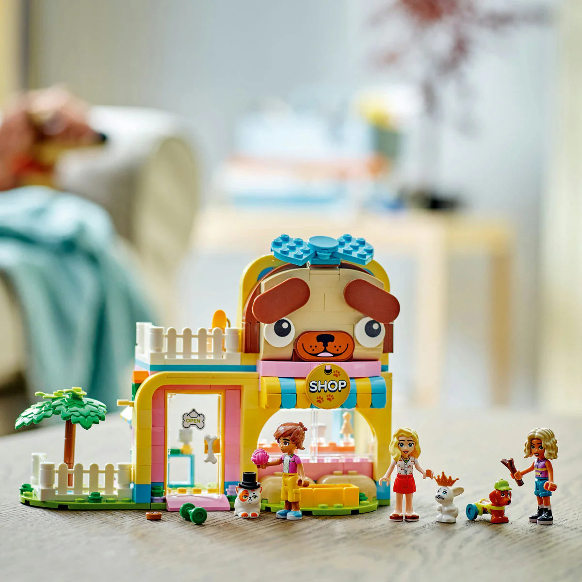 LEGO 42650 Магазин за домашни любимци