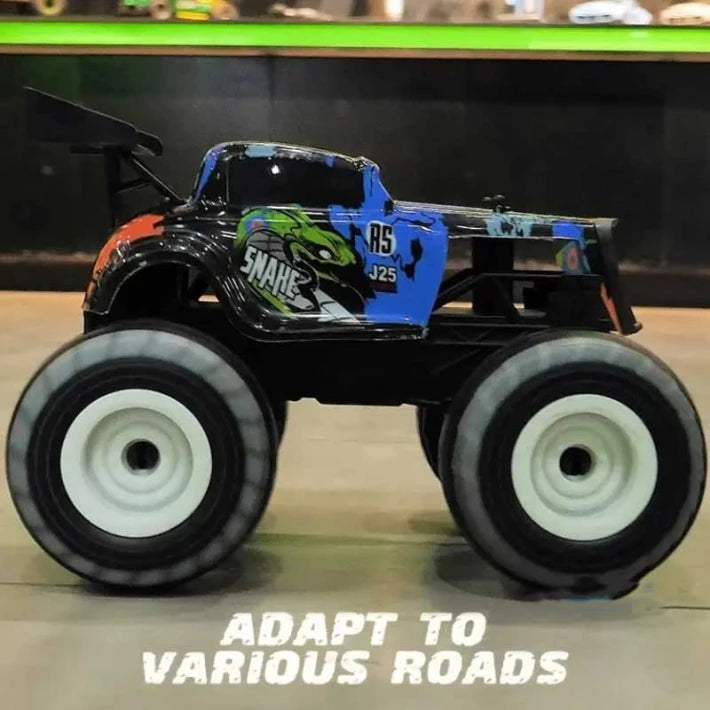 Офроуд кола с дистанционно Crazon Snake RC 1:16 със светлинни ефекти
