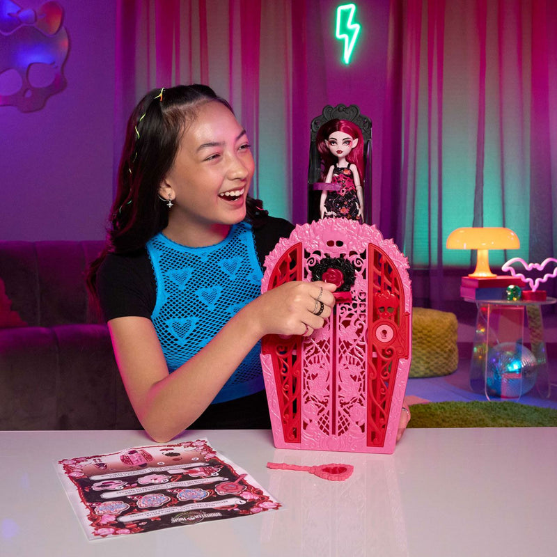 Кукла Monster High Draculaura Garden Mysteries